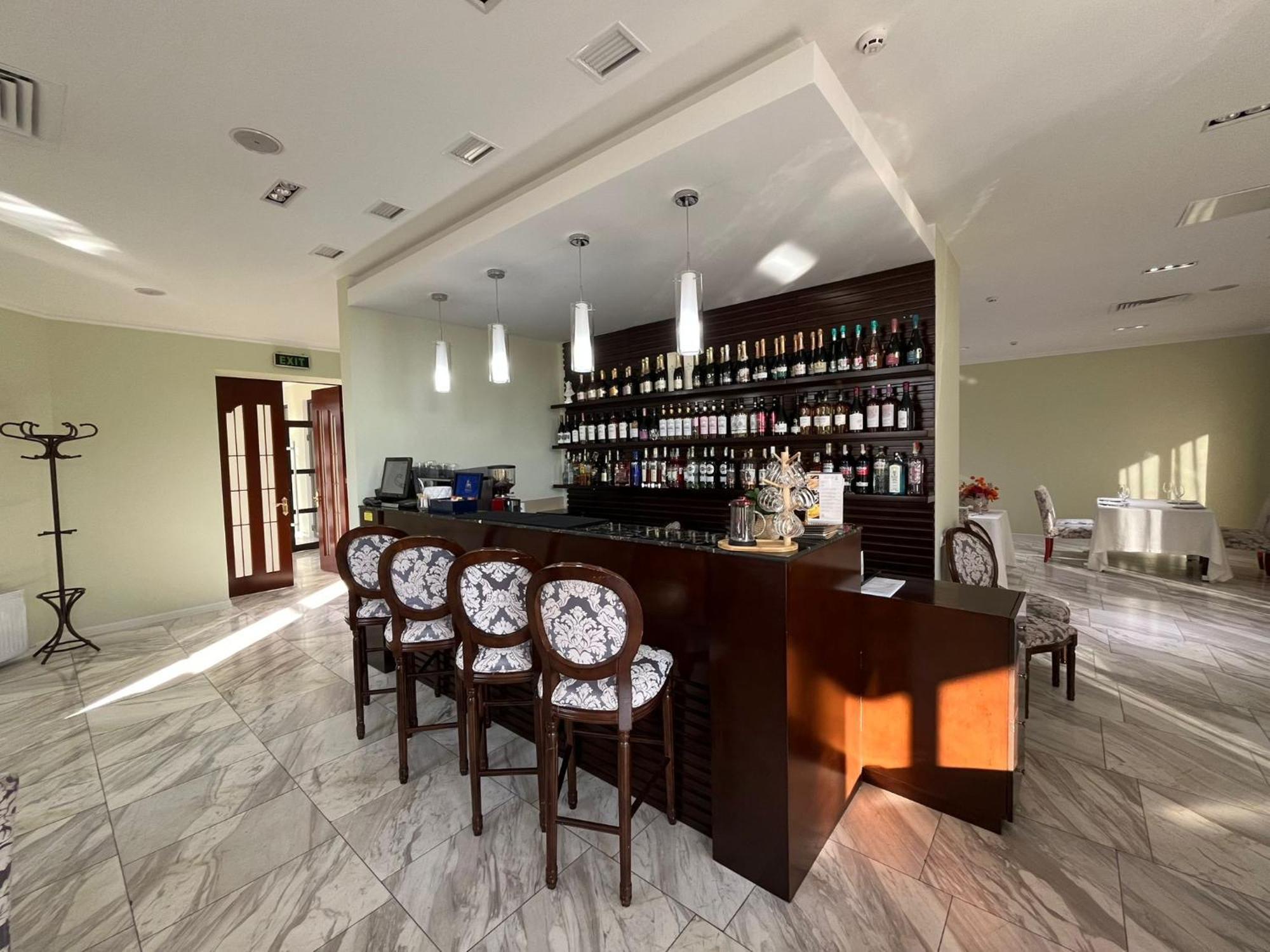Giowine Hotel & Restaurant Cricova Dış mekan fotoğraf